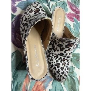 Leopard Print CL by Laundry Pointy Toe Heelless Mules
